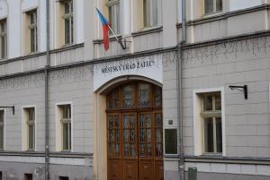 Kvůli nemoci bude krátce uzavřen registr silničních vozidel v Žatci