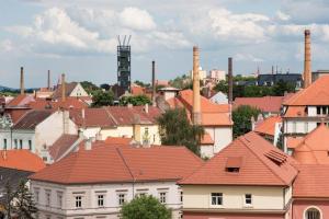 Průzkum komínů chmelařských skladů v Žatci