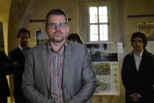 Představení návrhů na sportovní halu se zúčastnili i vítězové soutěže