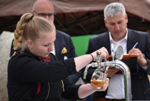 Barmanskou soutěž Žatecký Cup ovládli žáci hotelové školy z Hošťálkova náměstí